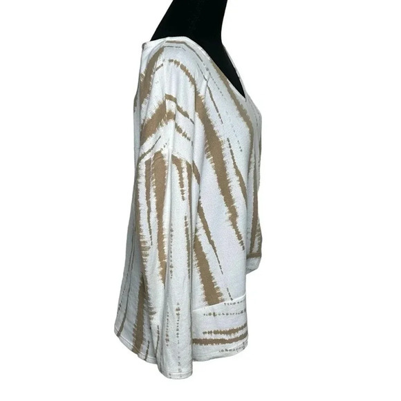 Terra‎ & Sky 0X(14W) stylish + cozy white & tan long sleeve ruched side top - Picture 4 of 7